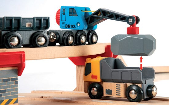 BRIO | Rail & Road Loading Set 32 pieces