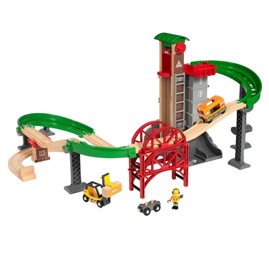 BRIO | Lift and Load Warehouse Set, 32 pieces